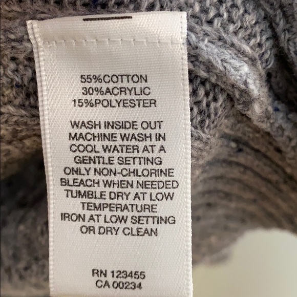 Hudson North Men’s Cable V-neck Sweater - Picture 5 of 5